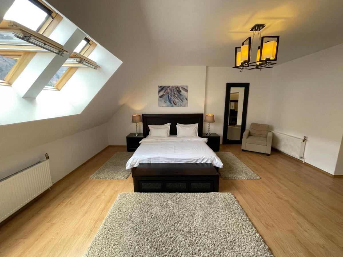 Ferienwohnung Kyra Luxury Penthouse Sinaia Exterior foto
